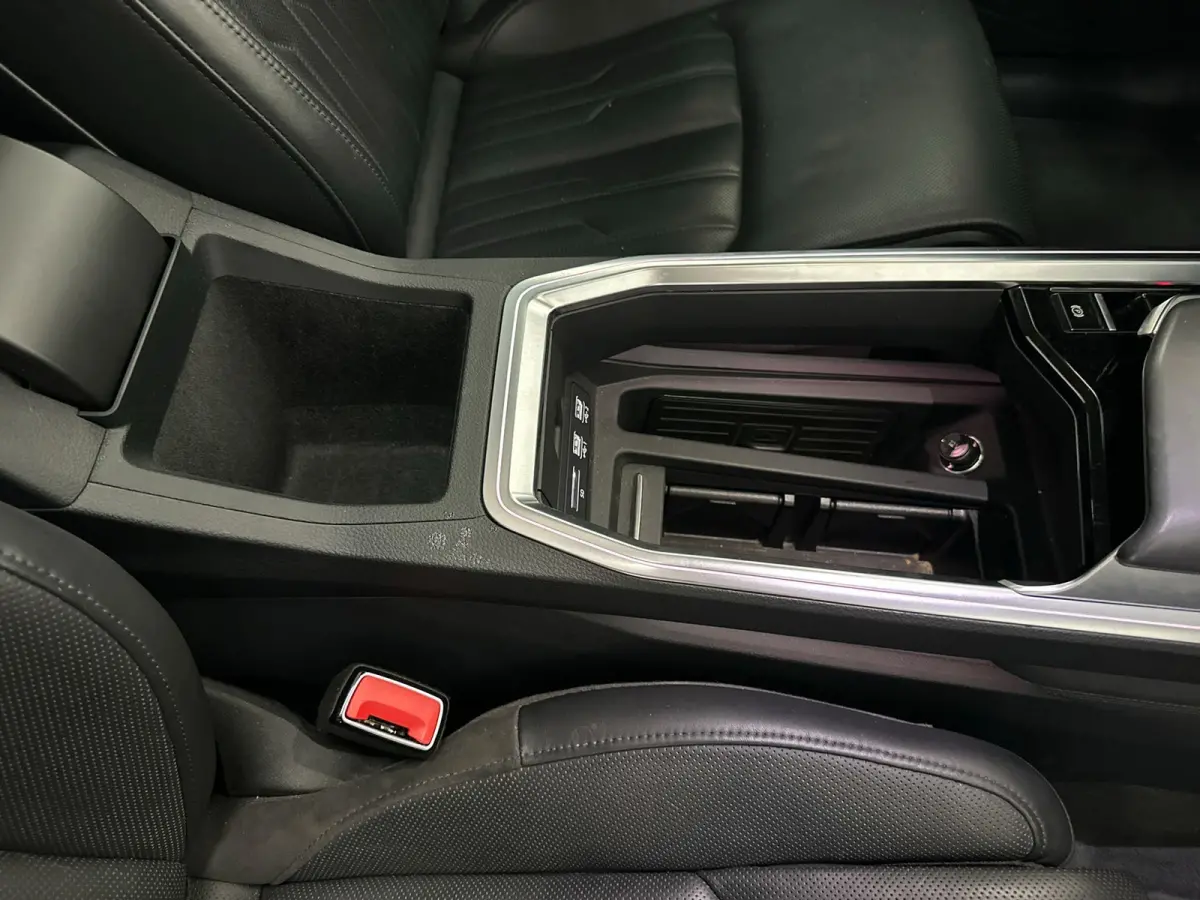 E-tron 55 quattro advanced Pro Line Plus 95 kWh|VOL OPTIES|PANO|HUD|SFEER|