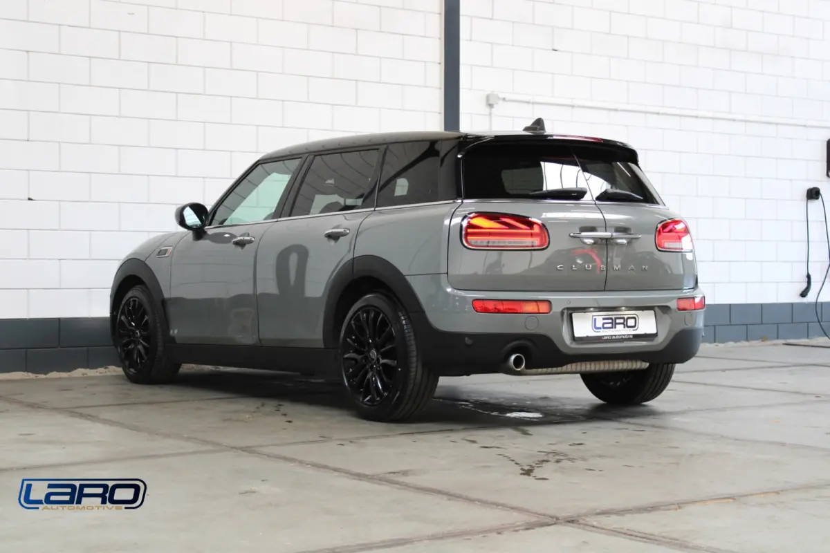 1.5 Cooper 136 pk Aut. | Leer ACC LED CarPlay Climate Stoelver. Chili