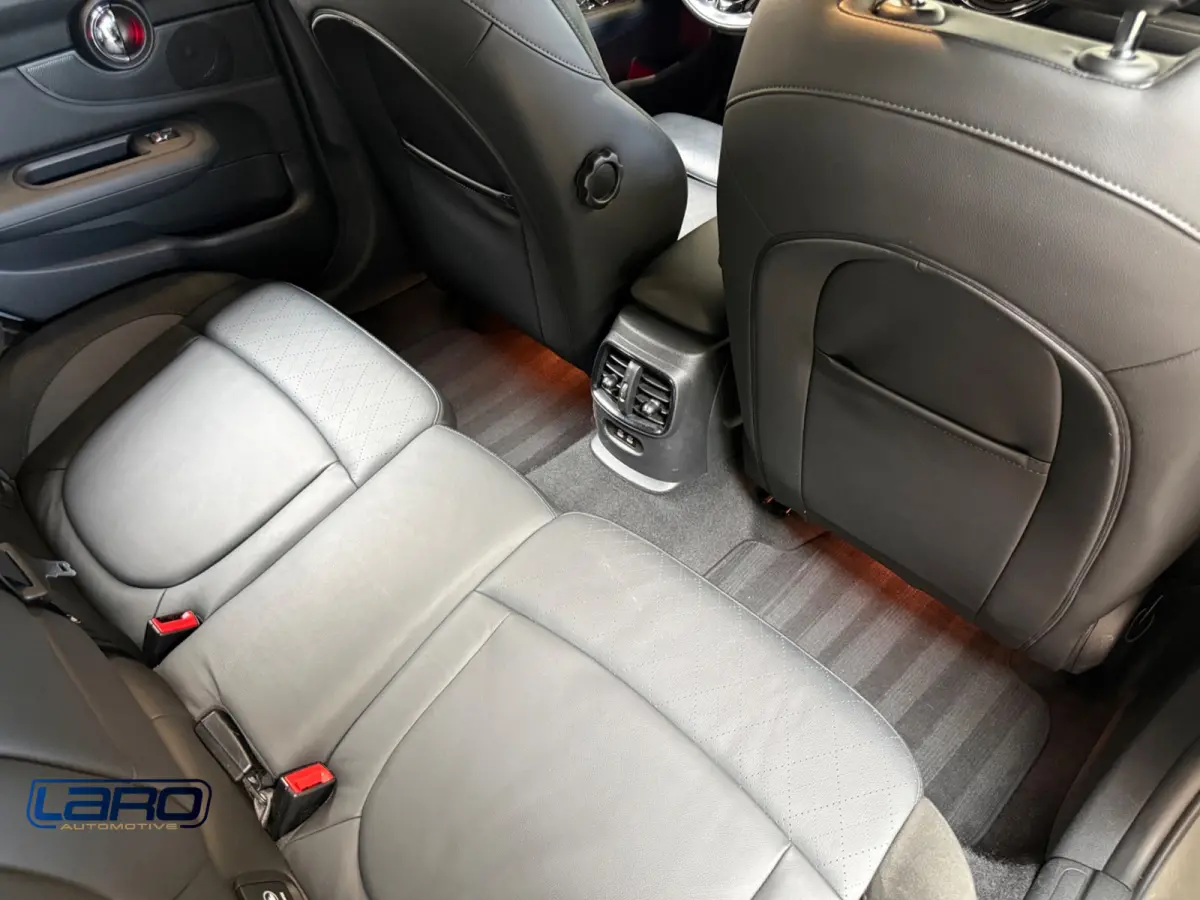 1.5 Cooper 136 pk Aut. | Leer ACC LED CarPlay Climate Stoelver. Chili