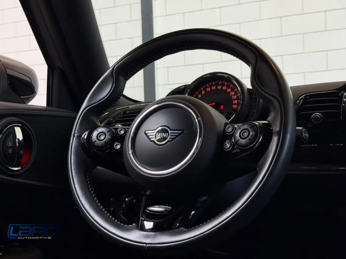 1.5 Cooper 136 pk Aut. | Leer ACC LED CarPlay Climate Stoelver. Chili