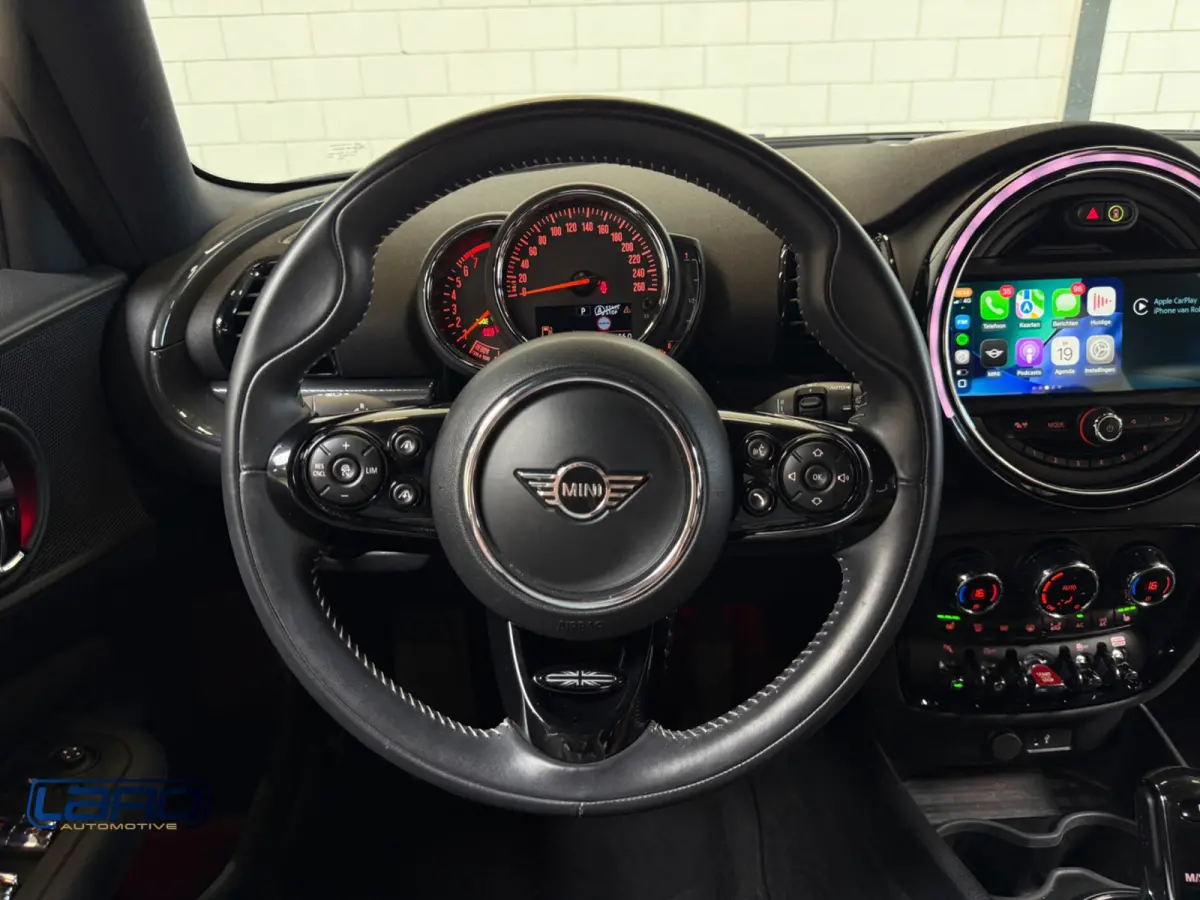 1.5 Cooper 136 pk Aut. | Leer ACC LED CarPlay Climate Stoelver. Chili