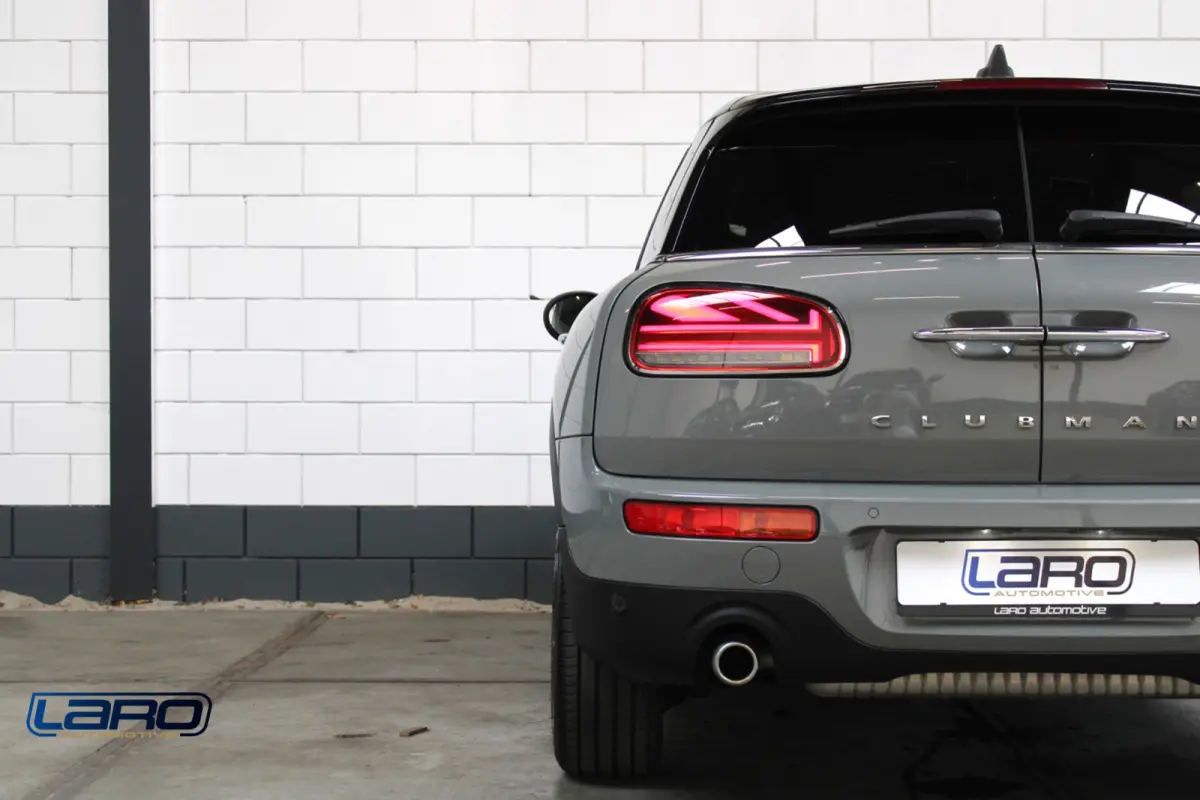1.5 Cooper 136 pk Aut. | Leer ACC LED CarPlay Climate Stoelver. Chili