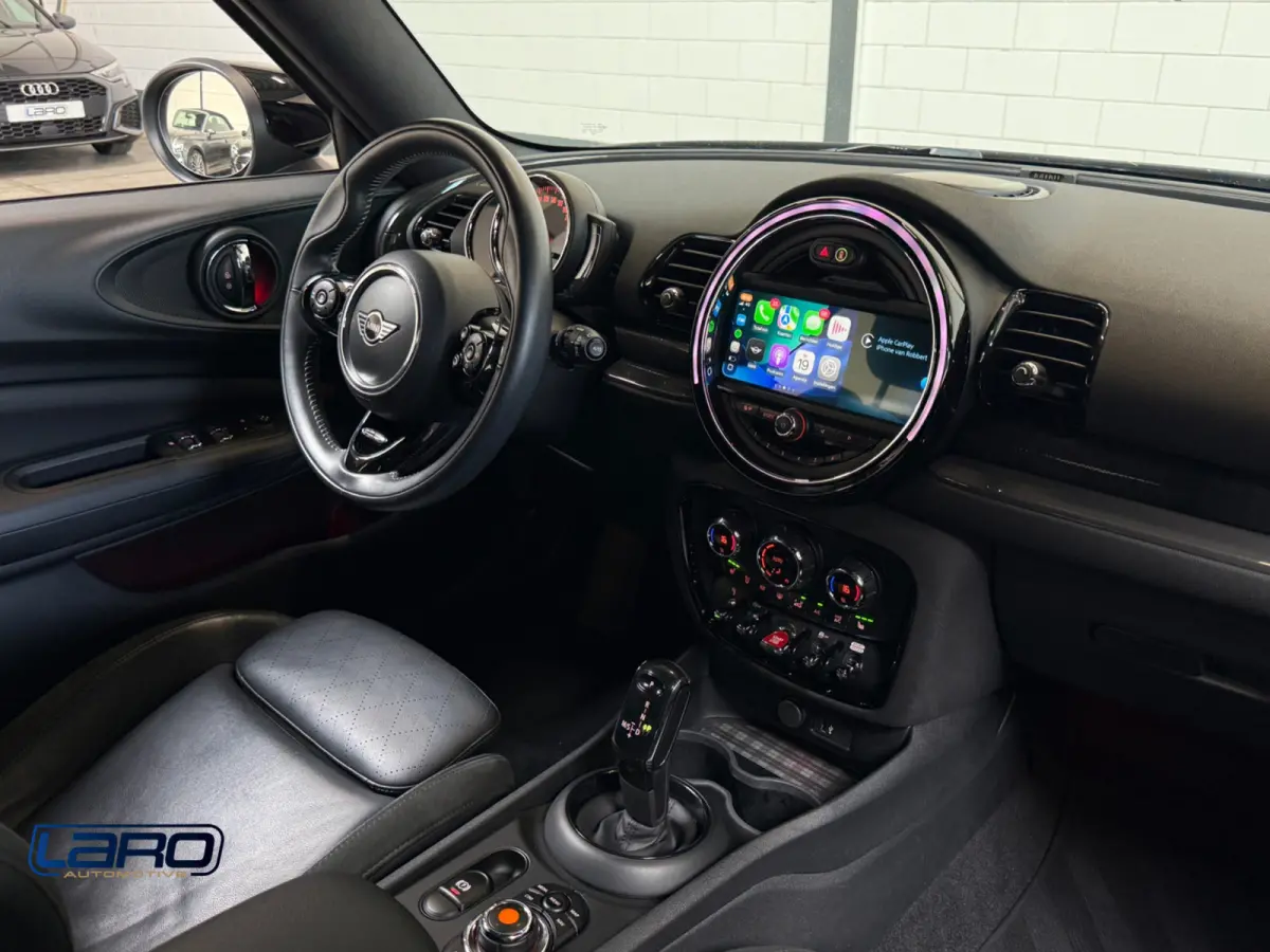 1.5 Cooper 136 pk Aut. | Leer ACC LED CarPlay Climate Stoelver. Chili
