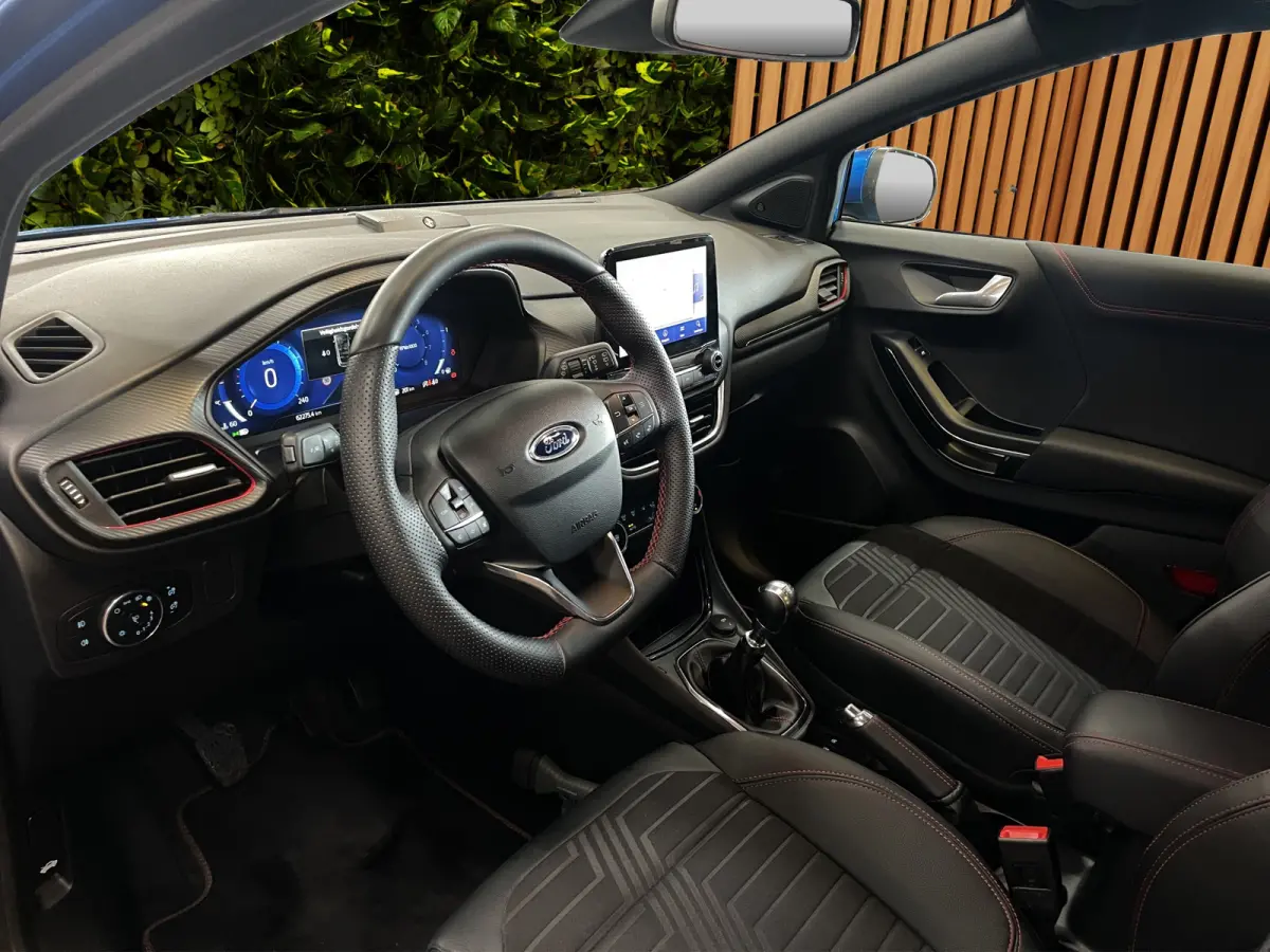 1.0 EcoBoost ST-Line X | NL auto | Clima | B&O | Navi | Apple Carplay | 18''