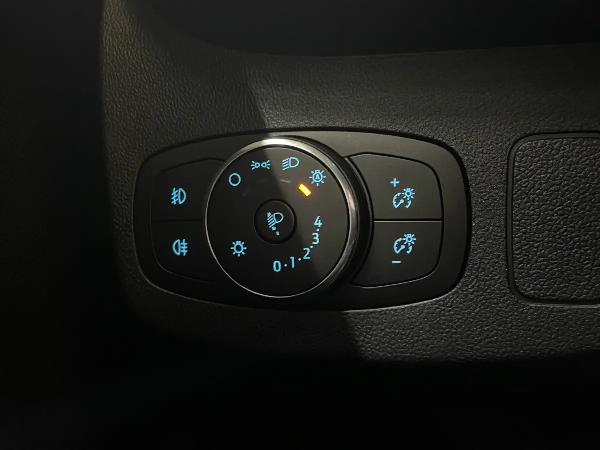 1.0 EcoBoost ST-Line X | NL auto | Clima | B&O | Navi | Apple Carplay | 18''