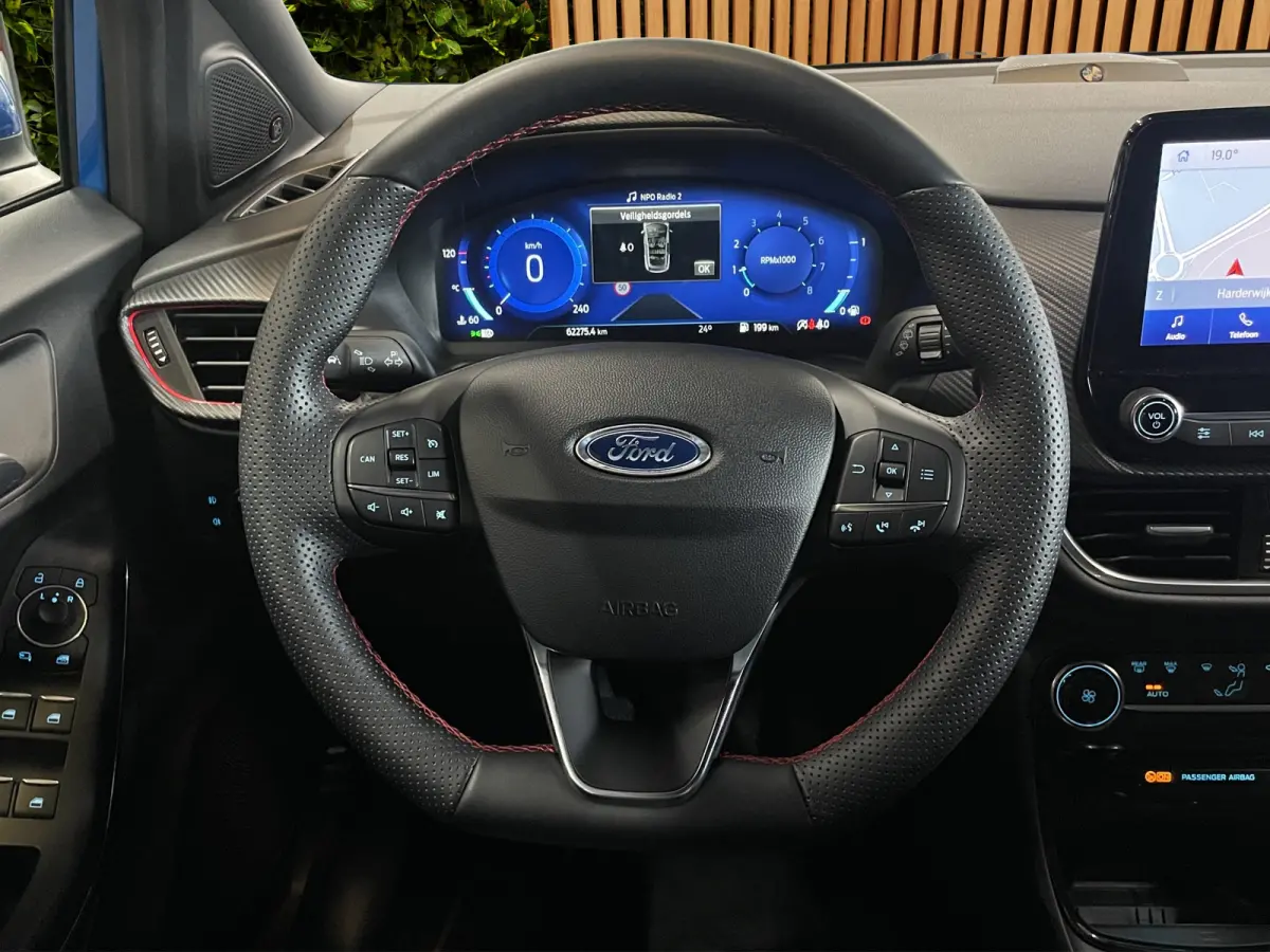 1.0 EcoBoost ST-Line X | NL auto | Clima | B&O | Navi | Apple Carplay | 18''