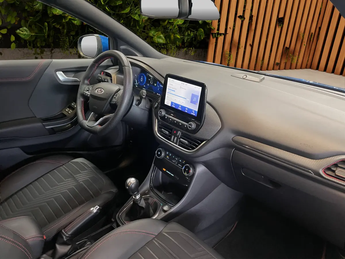1.0 EcoBoost ST-Line X | NL auto | Clima | B&O | Navi | Apple Carplay | 18''