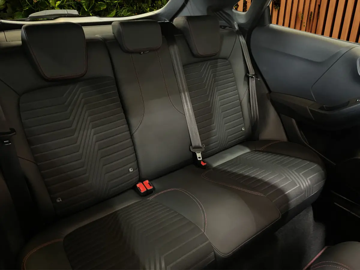 1.0 EcoBoost ST-Line X | NL auto | Clima | B&O | Navi | Apple Carplay | 18''