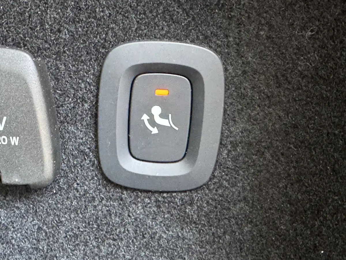 2.0 B5 AWD Keyless /12mnd Garantie / Leder / 20'' Harman K./ Apple / 4NW Banden / Adaptive / Str verw / Org NL