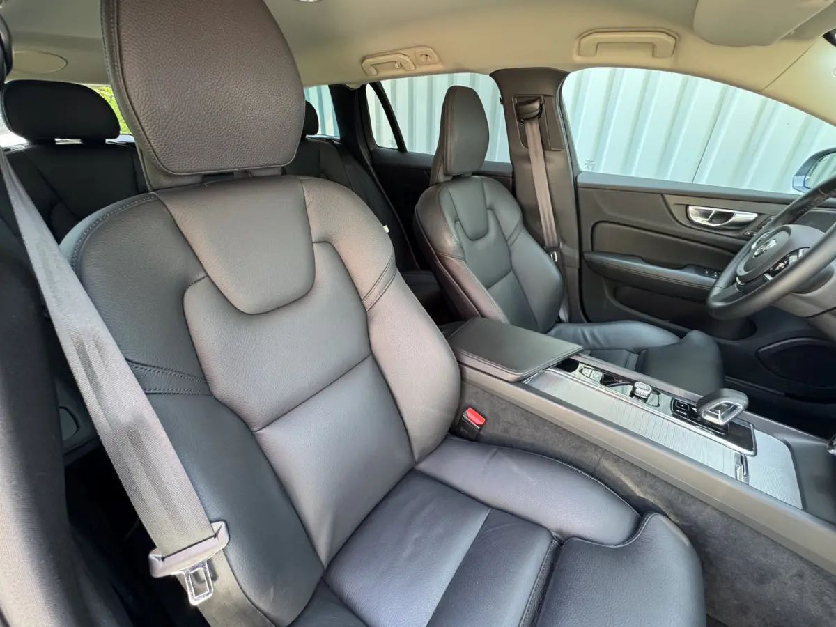 2.0 B5 AWD Keyless /12mnd Garantie / Leder / 20'' Harman K./ Apple / 4NW Banden / Adaptive / Str verw / Org NL