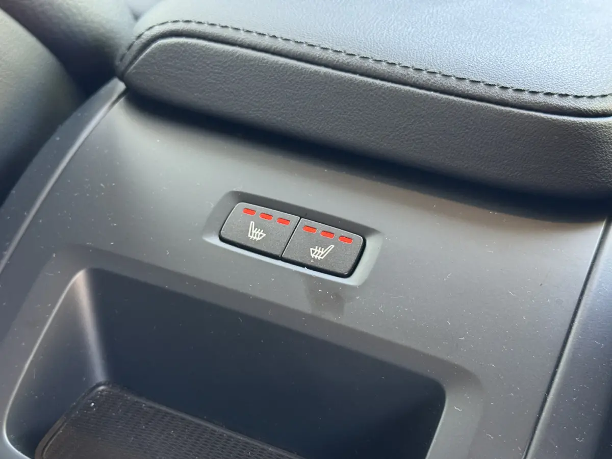 2.0 B5 AWD Keyless /12mnd Garantie / Leder / 20'' Harman K./ Apple / 4NW Banden / Adaptive / Str verw / Org NL