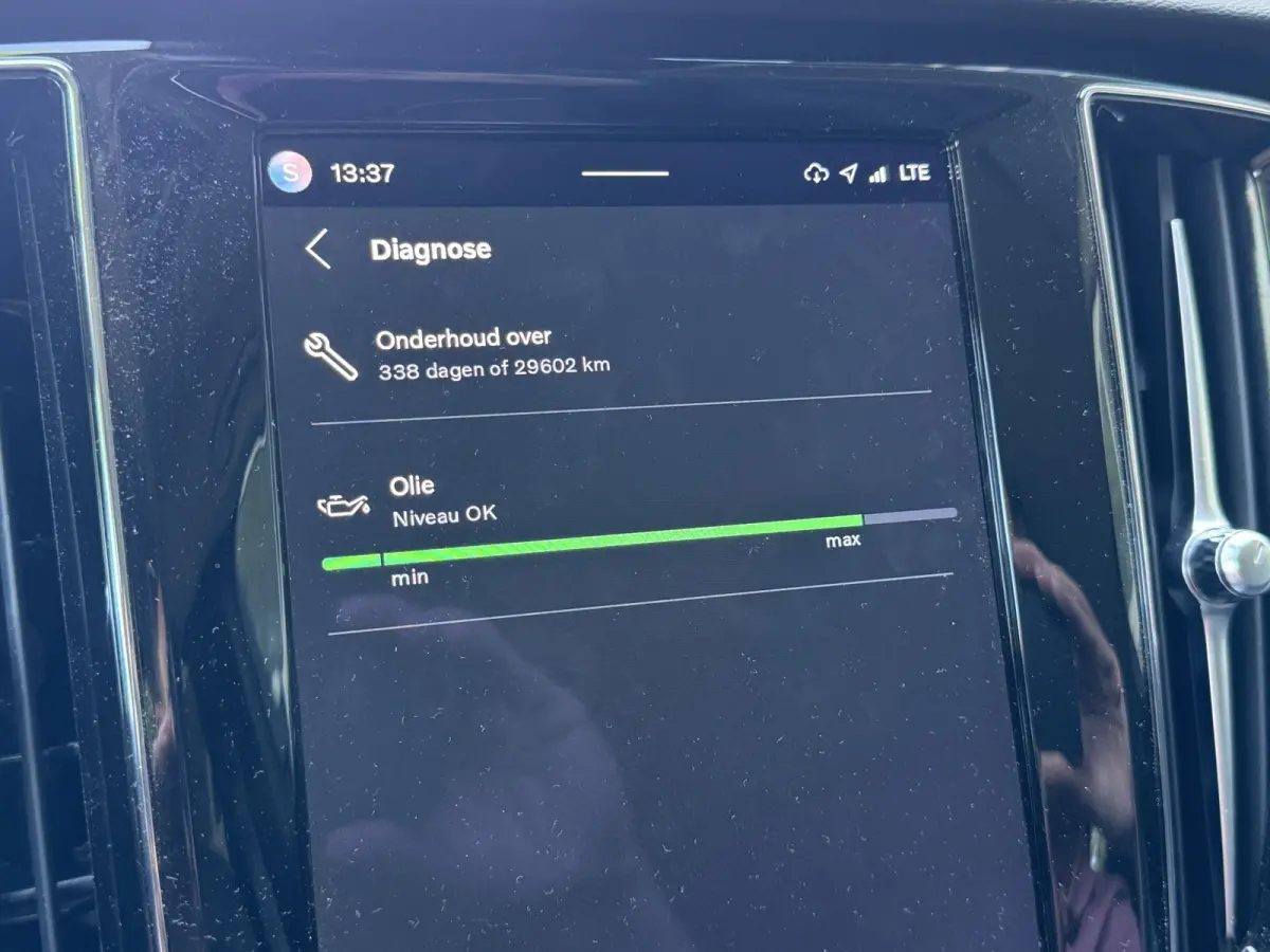 2.0 B5 AWD Keyless /12mnd Garantie / Leder / 20'' Harman K./ Apple / 4NW Banden / Adaptive / Str verw / Org NL