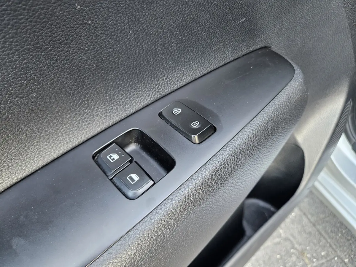 1.0 CVVT EconomyPlusLine Airco! 5-Deurs! NAP! Leuke Auto!