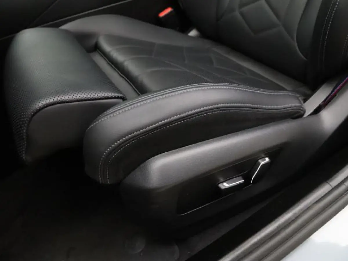 BMW 530e M Sport PRO Edition|Pano |Adapt |H&K |Trek BMW 5-serie 530e M Sport PRO Edition|Pano |Adapt |H&K |Trek