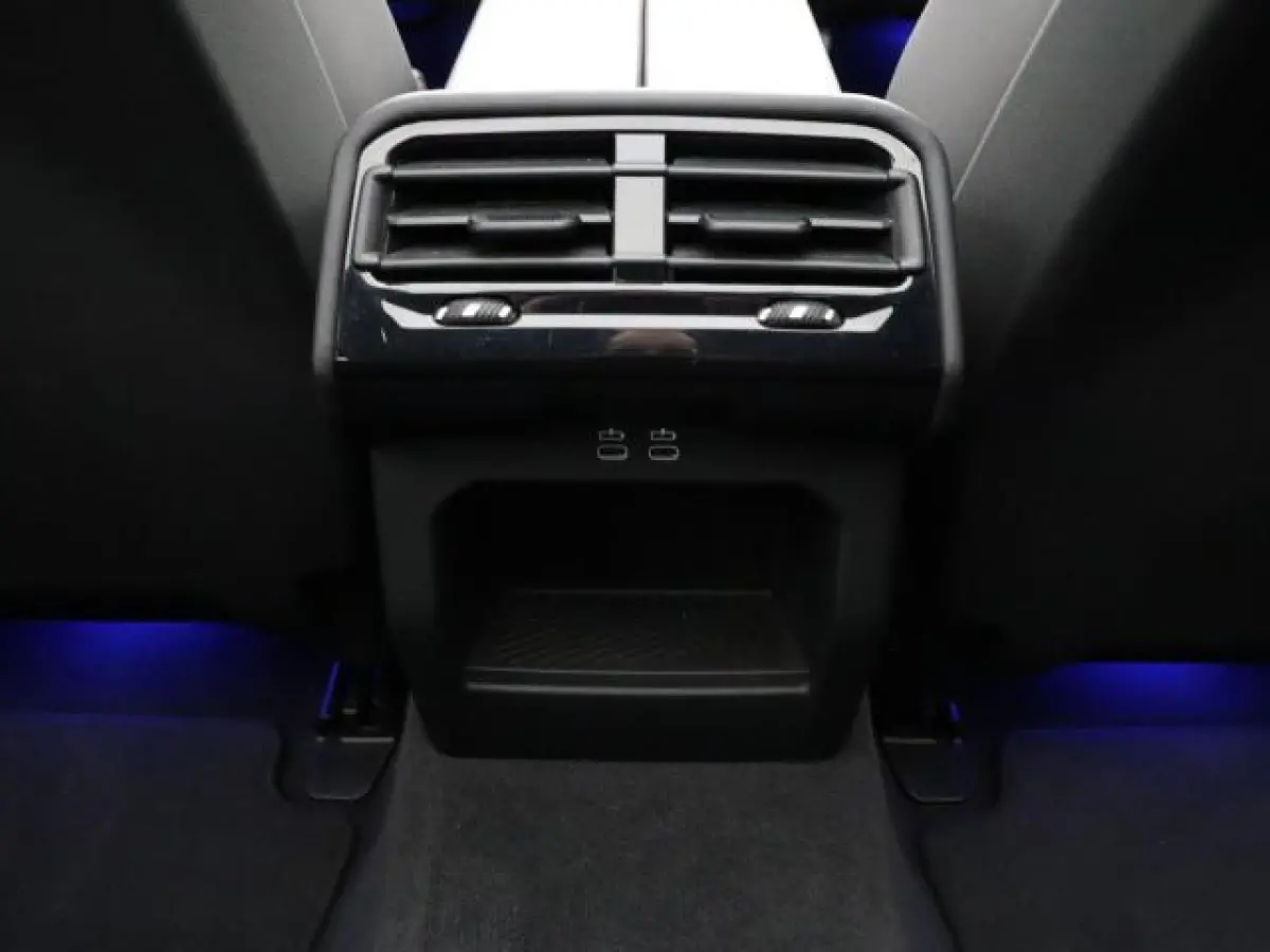 BMW 530e M Sport PRO Edition|Pano |Adapt |H&K |Trek BMW 5-serie 530e M Sport PRO Edition|Pano |Adapt |H&K |Trek