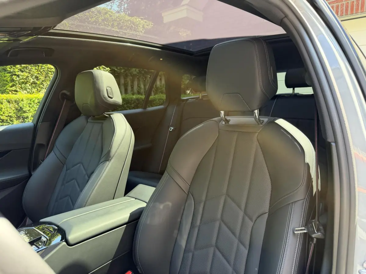 BMW 530e M Sport PRO Edition|Pano |Adapt |H&K |Trek BMW 5-serie 530e M Sport PRO Edition|Pano |Adapt |H&K |Trek