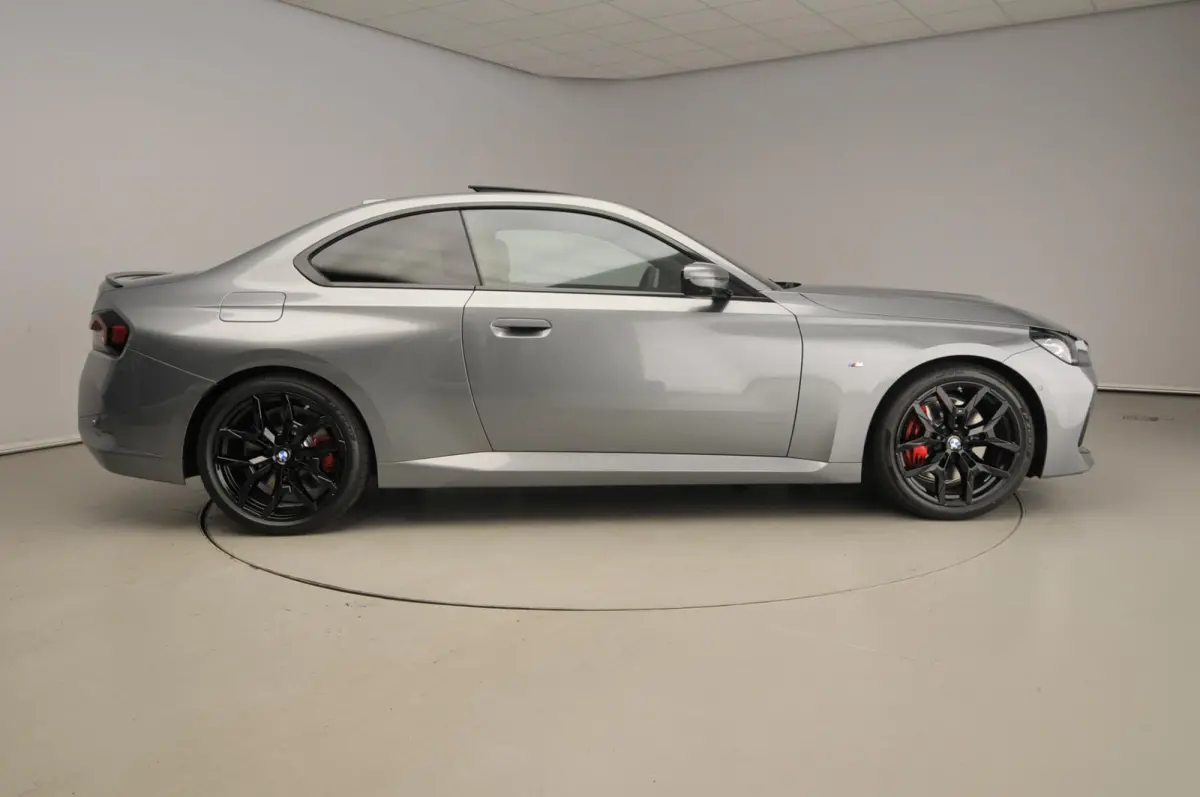 230i M-Sportpakket Pro / Schuifdak / Harman-Kardon / Active Cruise / Getint glas / Alu wielen 19 inch