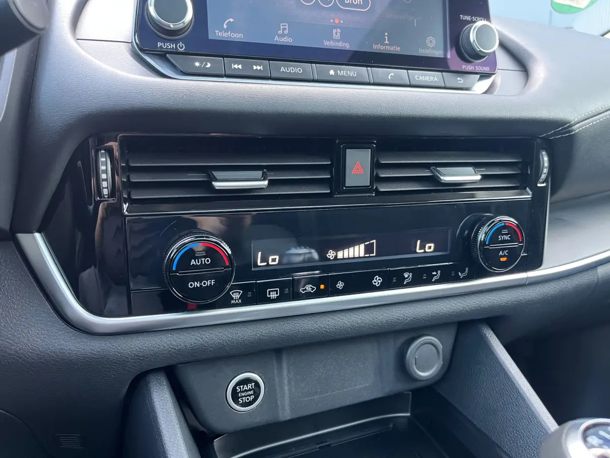 1.3 MHEV NL.Auto/Panoramadak/Trekhaak/Navigatie/Camera/Climatronic/All season banden/Dealer Onderhouden