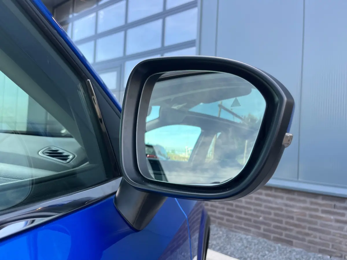 1.3 MHEV NL.Auto/Panoramadak/Trekhaak/Navigatie/Camera/Climatronic/All season banden/Dealer Onderhouden