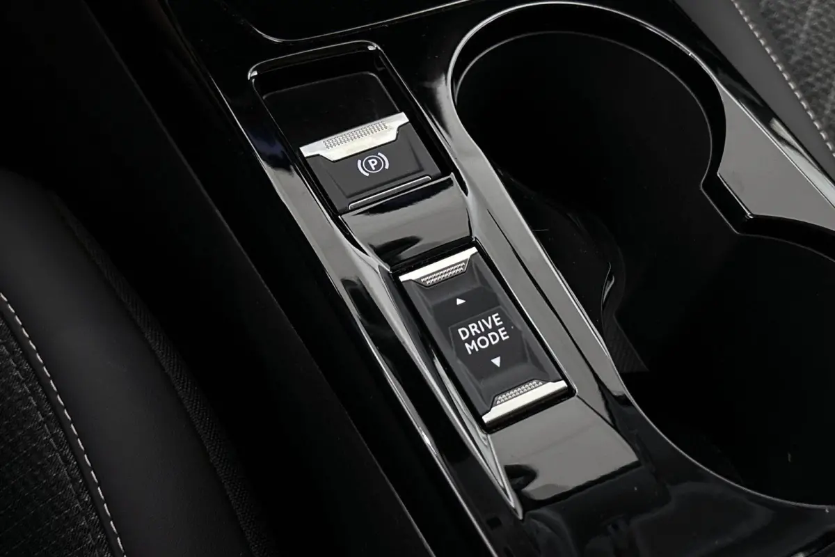 1.2 Hybrid 110 e-DCS6 Allure Achteruitrijcamera Apple CarPlay Navigatie