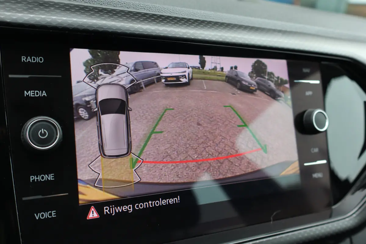 1.0 TSI Life 95PK | Achteruitrijcamera | Airco | Cruise control adaptief