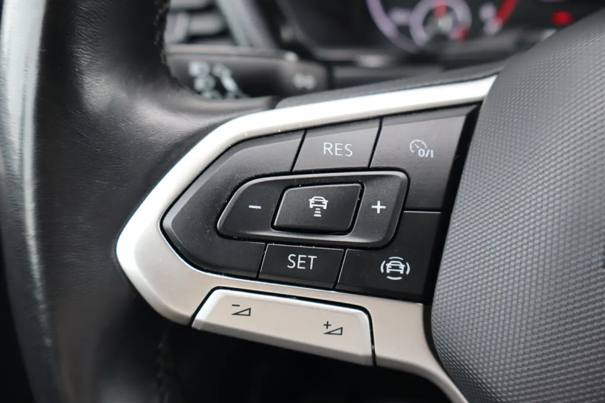 1.0 TSI Life 95PK | Achteruitrijcamera | Airco | Cruise control adaptief