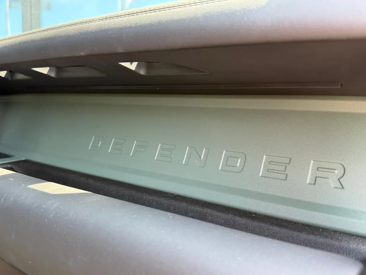 P300e Trophy Edition Keswick Green | El. trekhaak | Koelbox | Koel/verwarmbare voorstoelen | Pano | Unieke Trophy Edition
