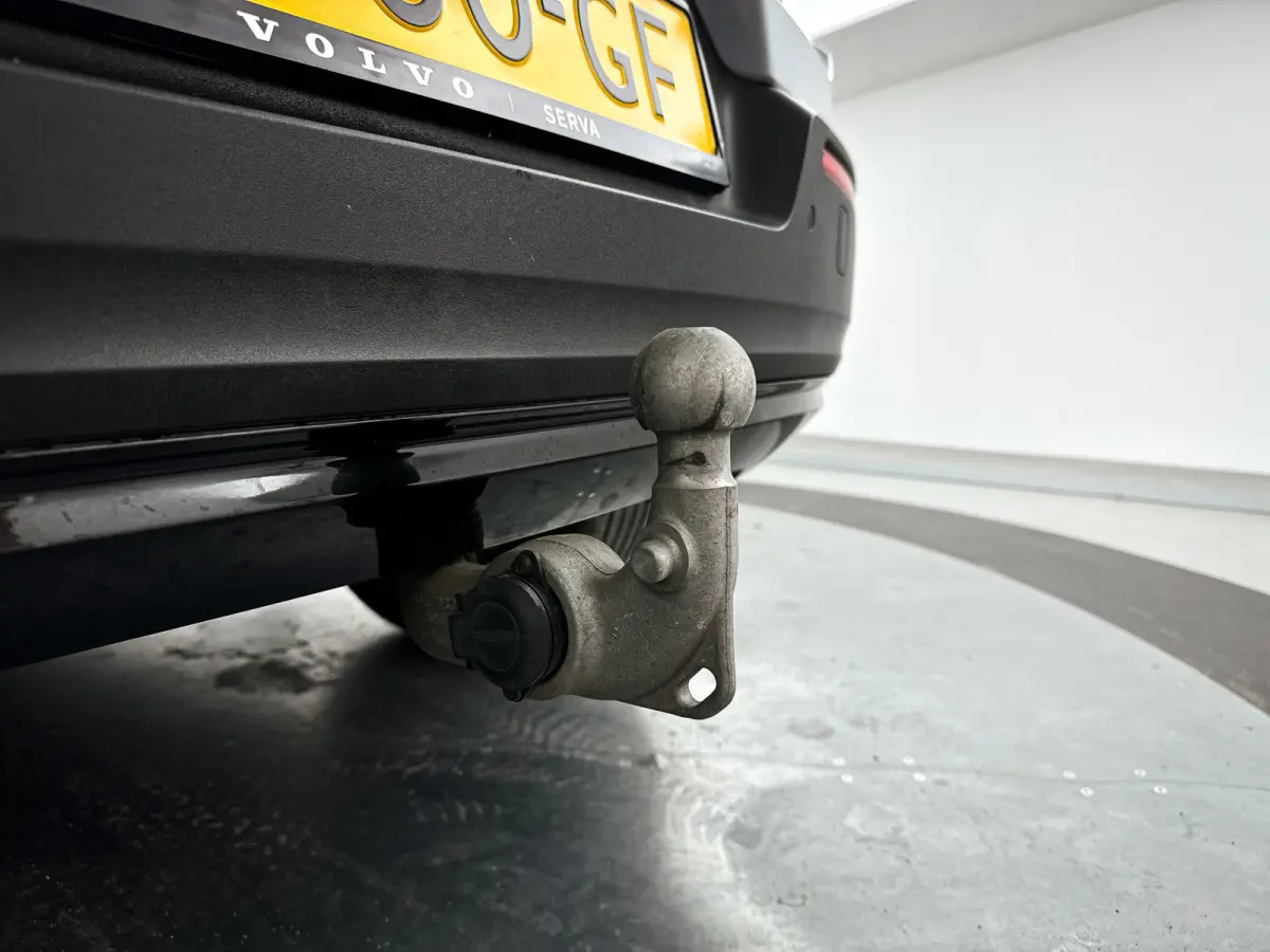 T4 R-Design Expression | Parkeercamera | Trekhaak | Cruise control | Navigatie
