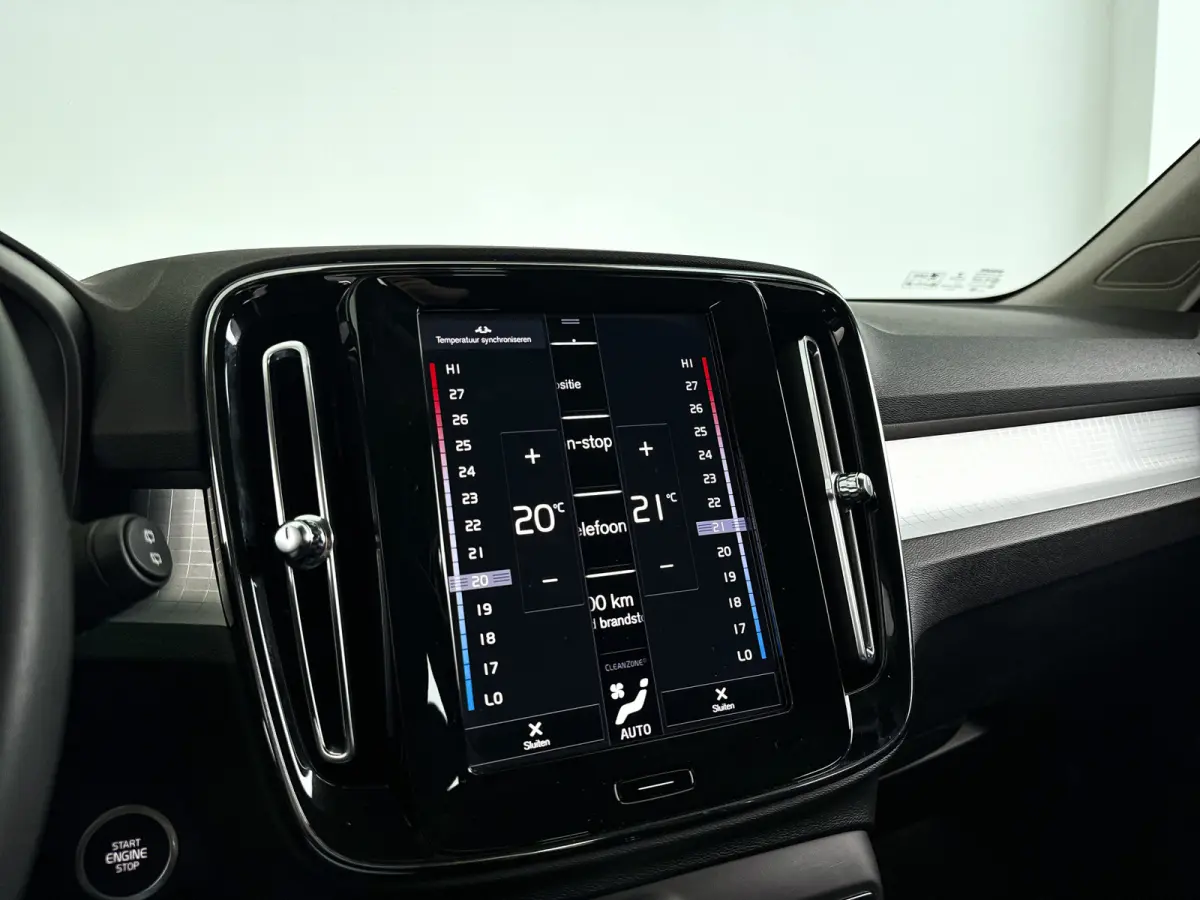 T4 R-Design Expression | Parkeercamera | Trekhaak | Cruise control | Navigatie