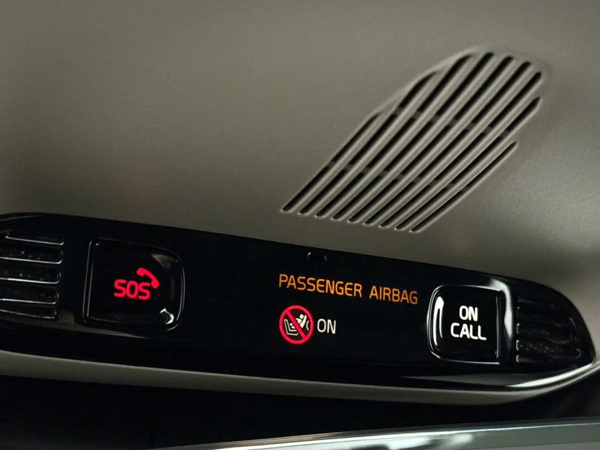 T4 R-Design Expression | Parkeercamera | Trekhaak | Cruise control | Navigatie