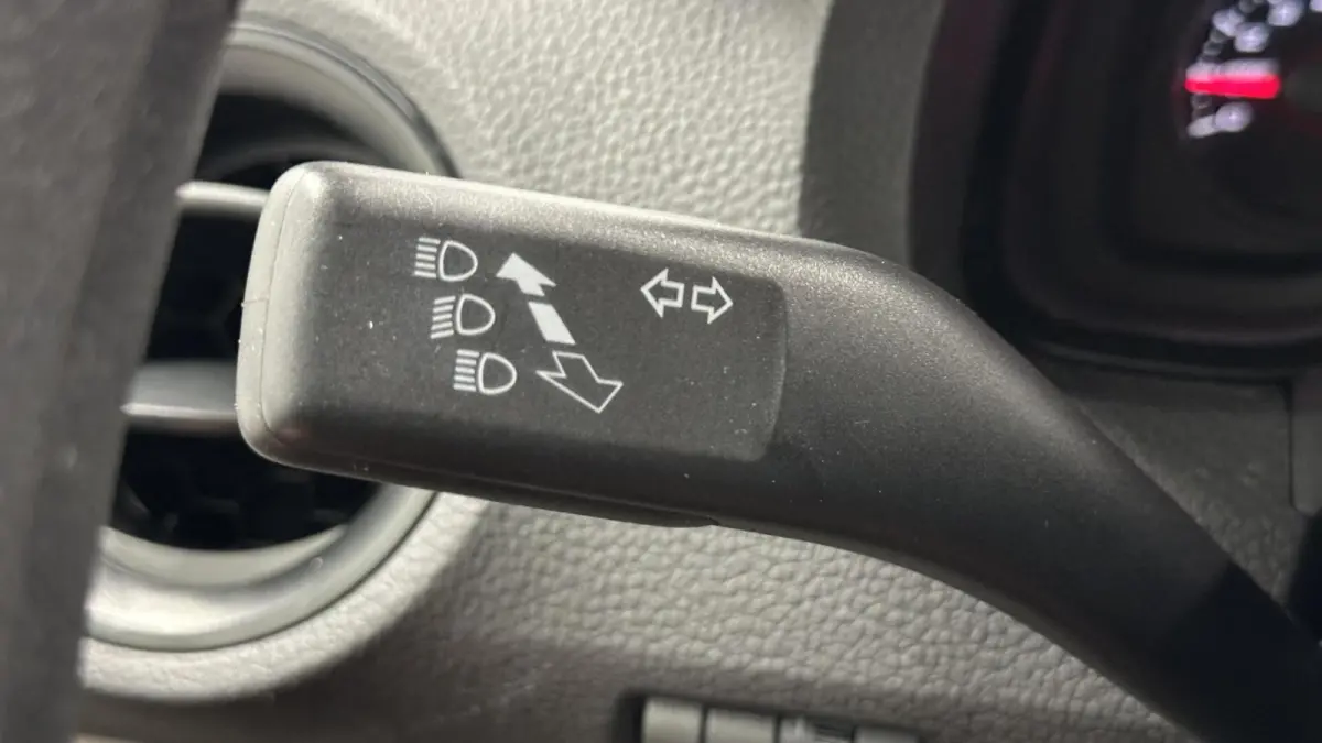 1.0 Mii by Cosmopolitan AIRCO 90000 KM.