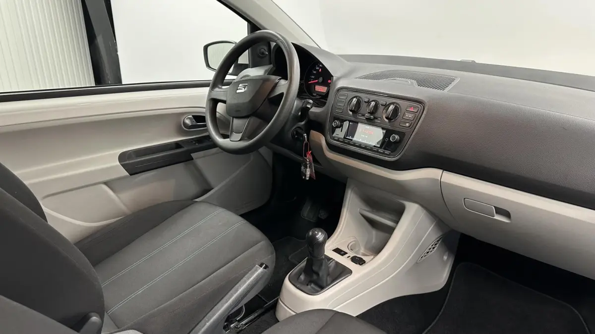 1.0 Mii by Cosmopolitan AIRCO 90000 KM.
