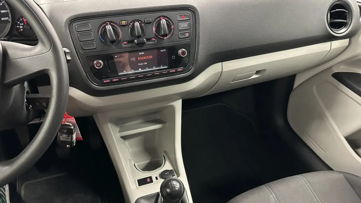 1.0 Mii by Cosmopolitan AIRCO 90000 KM.
