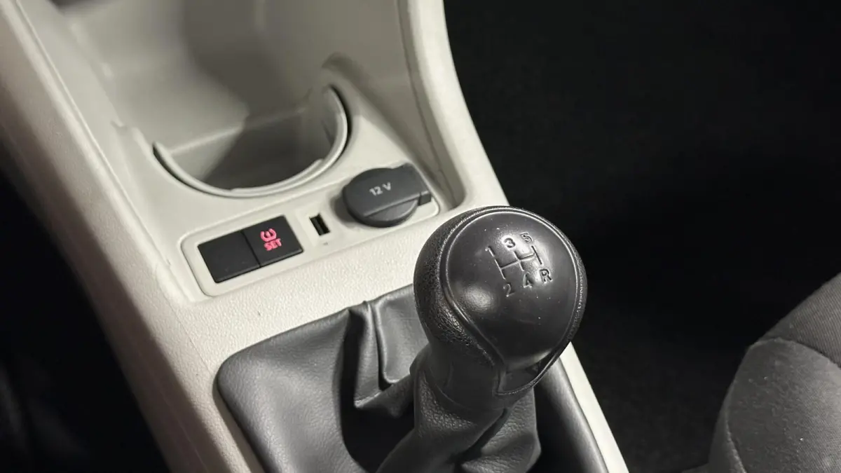 1.0 Mii by Cosmopolitan AIRCO 90000 KM.