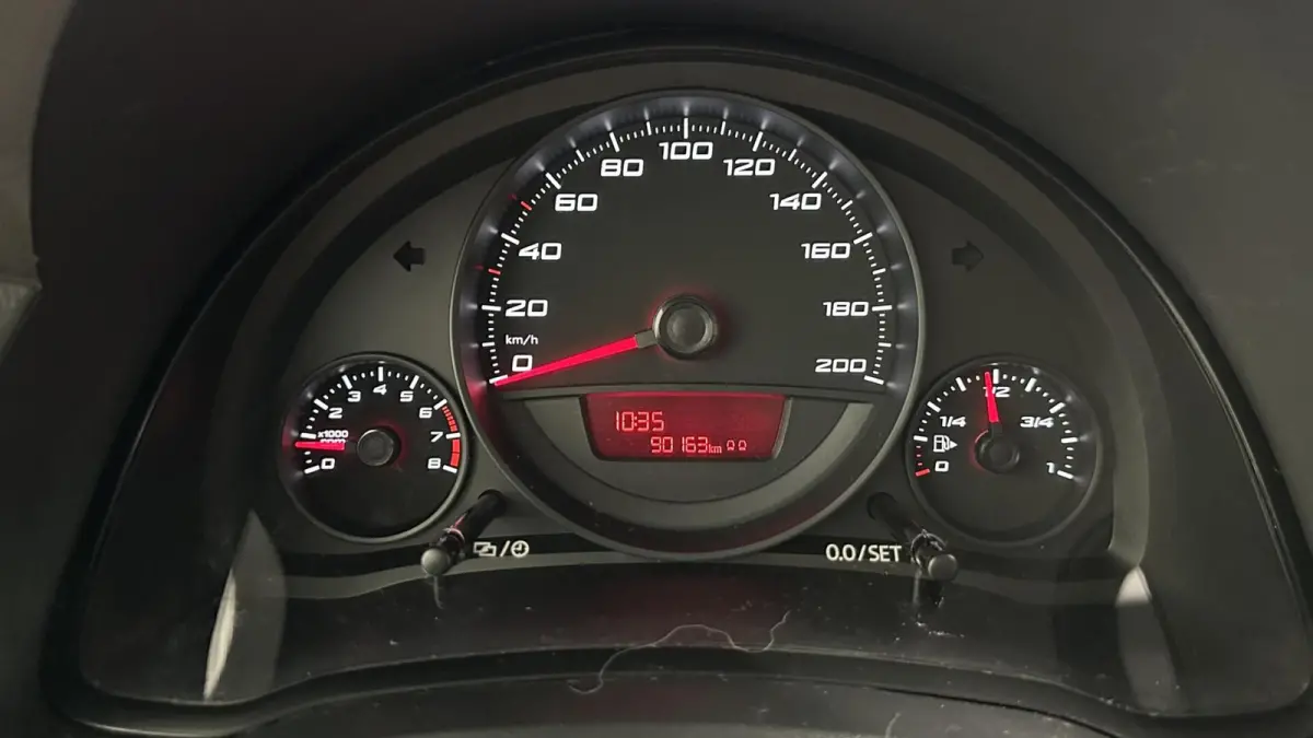 1.0 Mii by Cosmopolitan AIRCO 90000 KM.