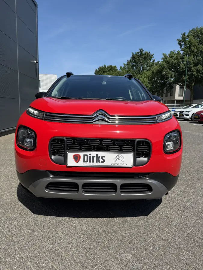 110pk Shine (Trekhaak - Camera - Keyless Entry - Parkeersensoren V+A - Grip Controle - 17"incl 4S - Hifi - Dodehoekdetectie - Draadloos Laden)