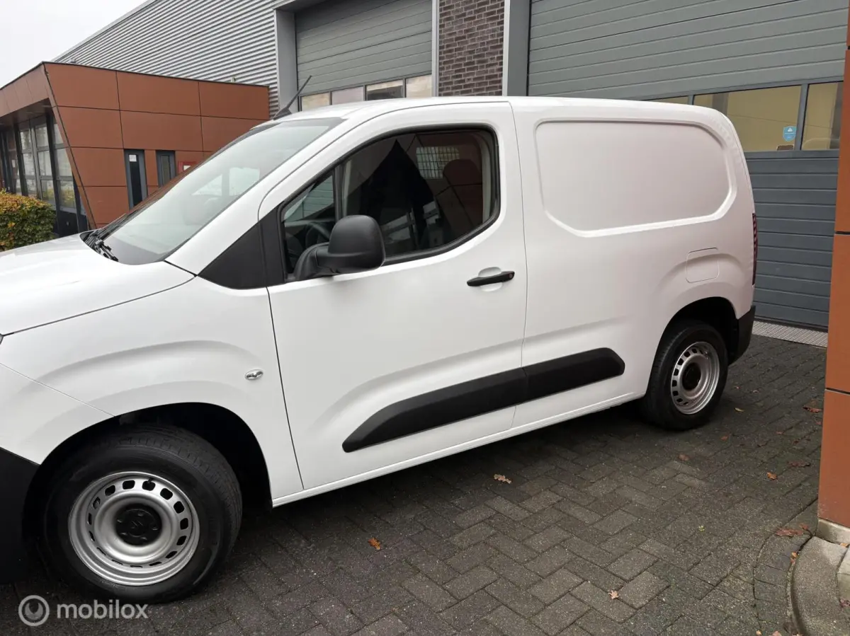 bestel 1.2 PureTech Club