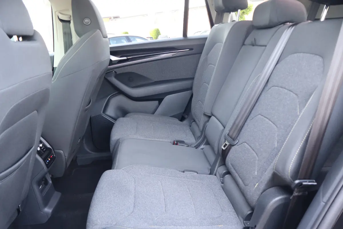 1.5 TSI MHEV Business Edition 7p. | 3e stoelrij (2 Stoelen extra) | Panorama dak | Trekhaak wegklapbaar