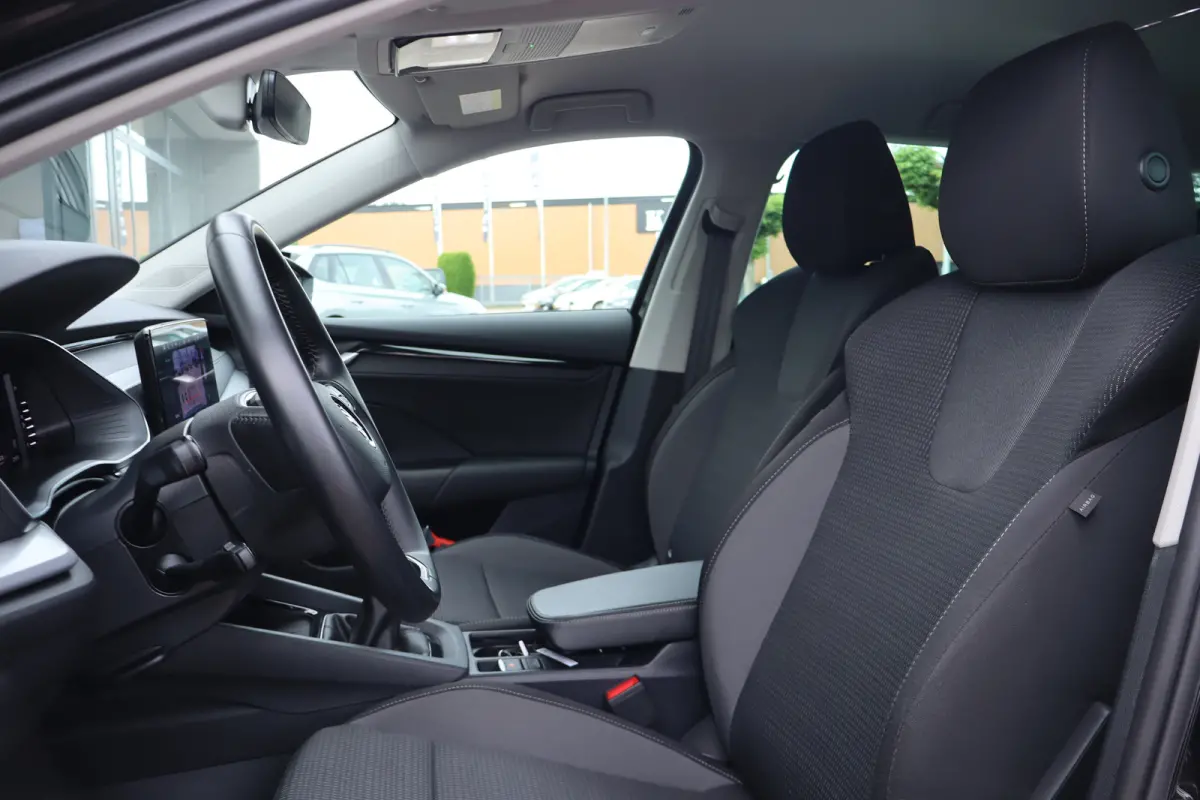 1.5 TSI Business Edition 115PK | Achteruitrijcamera | Cruise control | Draadloze telefoonlader