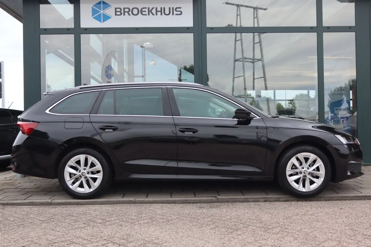 1.5 TSI Business Edition 115PK | Achteruitrijcamera | Cruise control | Draadloze telefoonlader