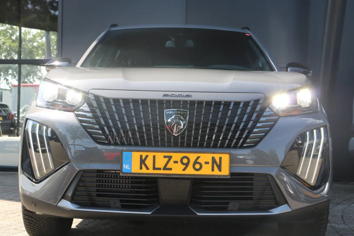 1.2 Hybrid 136 Allure | PDC V+A | Cruise| Keyless | Apple carplay | LED | LMV 17"| DAB |