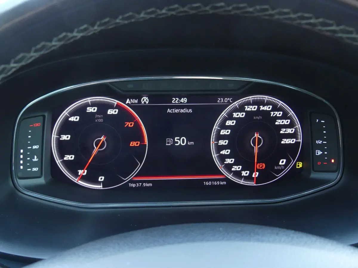 1.0 EcoTSI Style Business Intense / Virtual Cockpit / Carplay