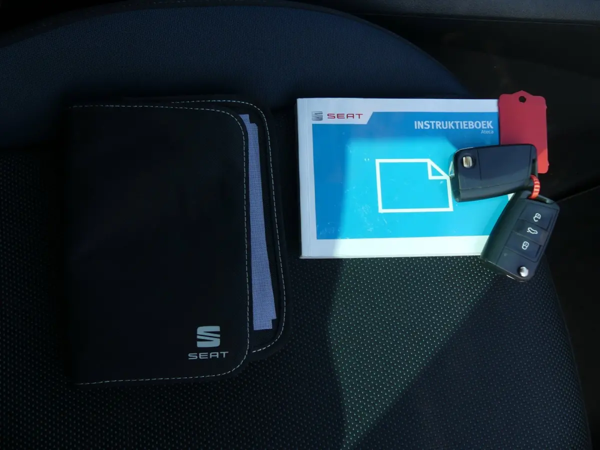 1.0 EcoTSI Style Business Intense / Virtual Cockpit / Carplay