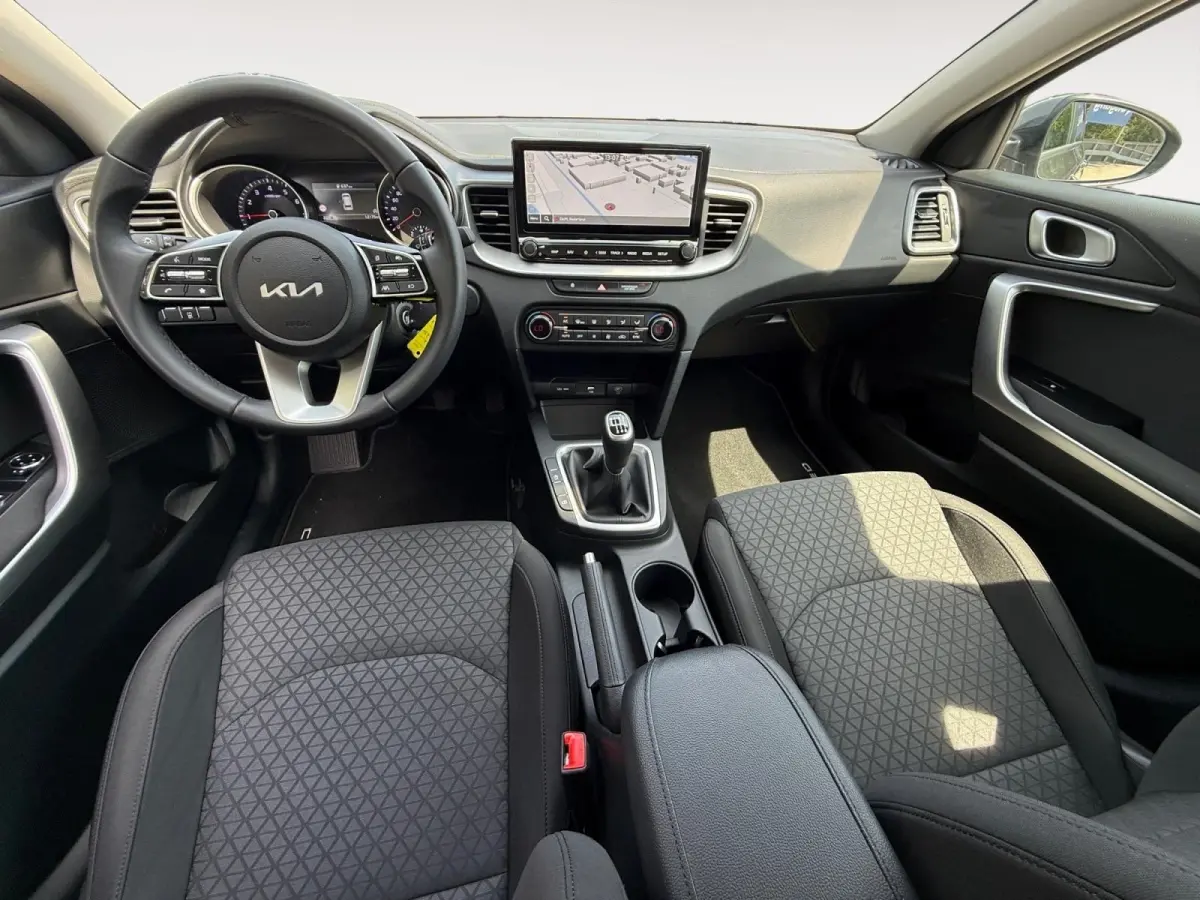 1.0 T-GDi ComfortLine | NAVI | CAMERA | CLIMATE & CRUISE CONTROLE | PARKEERSENSOREN | ETC...