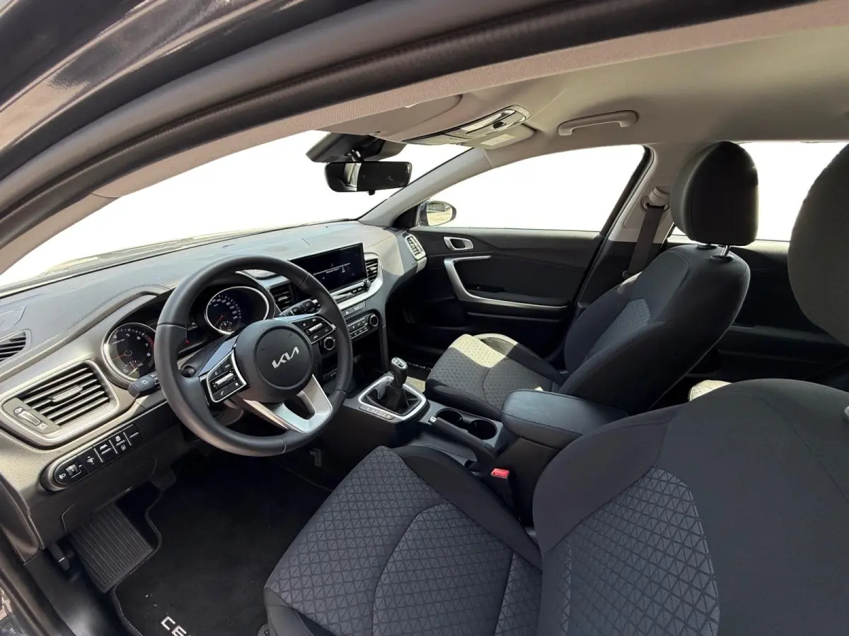 1.0 T-GDi ComfortLine | NAVI | CAMERA | CLIMATE & CRUISE CONTROLE | PARKEERSENSOREN | ETC...