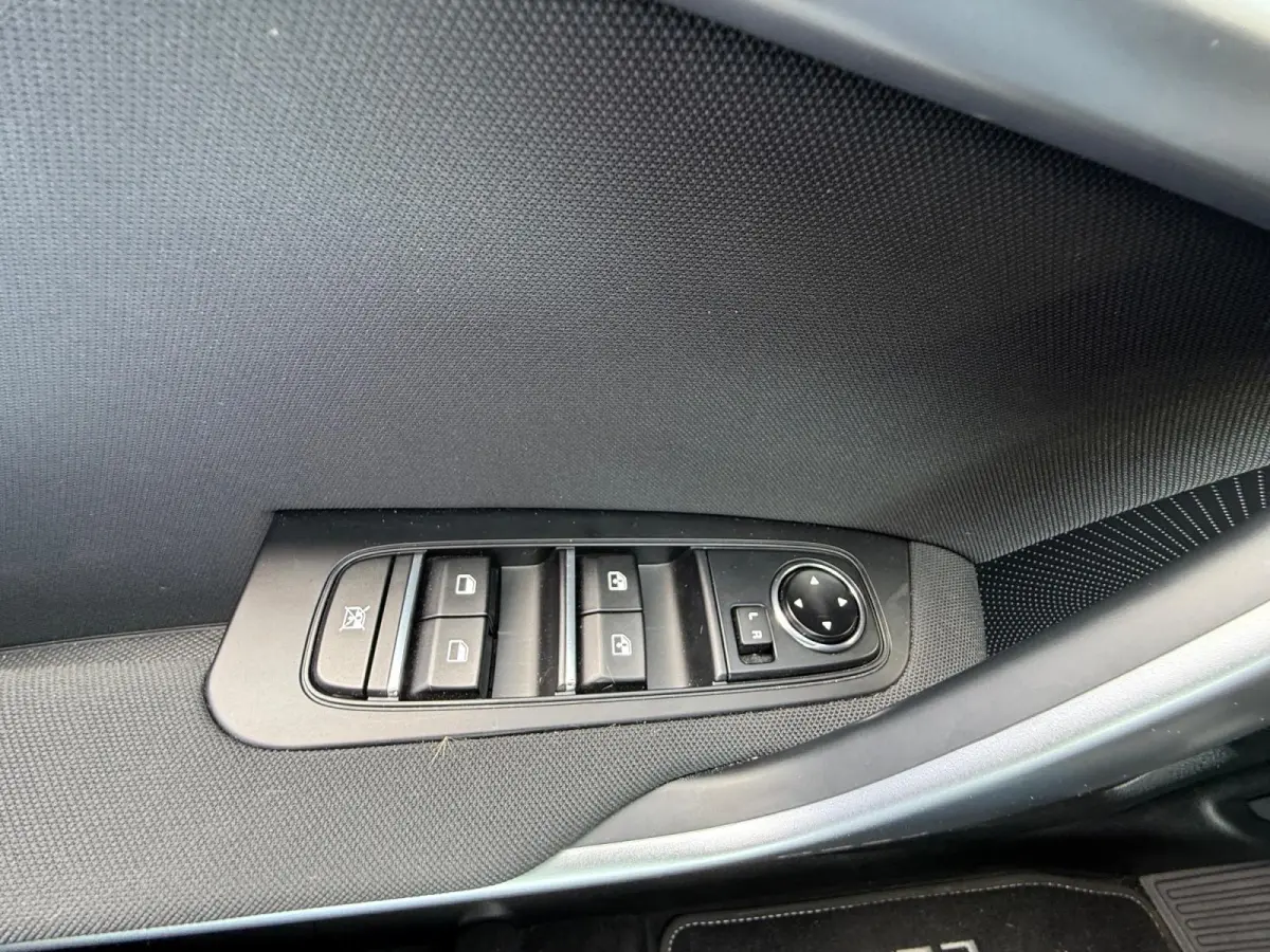 1.0 T-GDi ComfortLine | NAVI | CAMERA | CLIMATE & CRUISE CONTROLE | PARKEERSENSOREN | ETC...