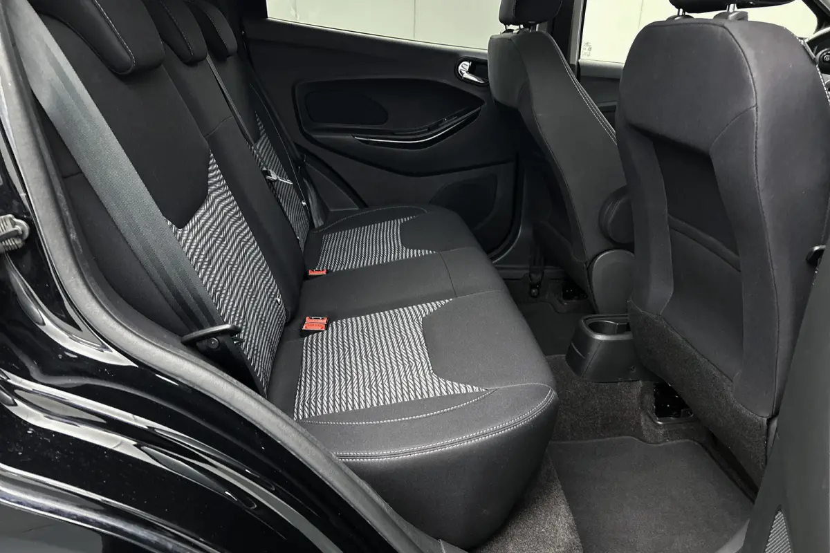 1.2 Trend Ultimate Black | Trekhaak | Apple Carplay | Cruise control