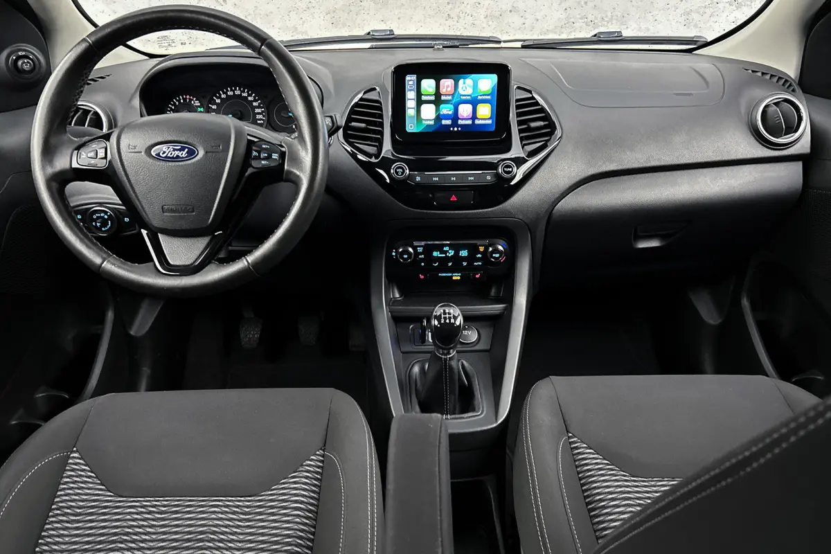 1.2 Trend Ultimate Black | Trekhaak | Apple Carplay | Cruise control