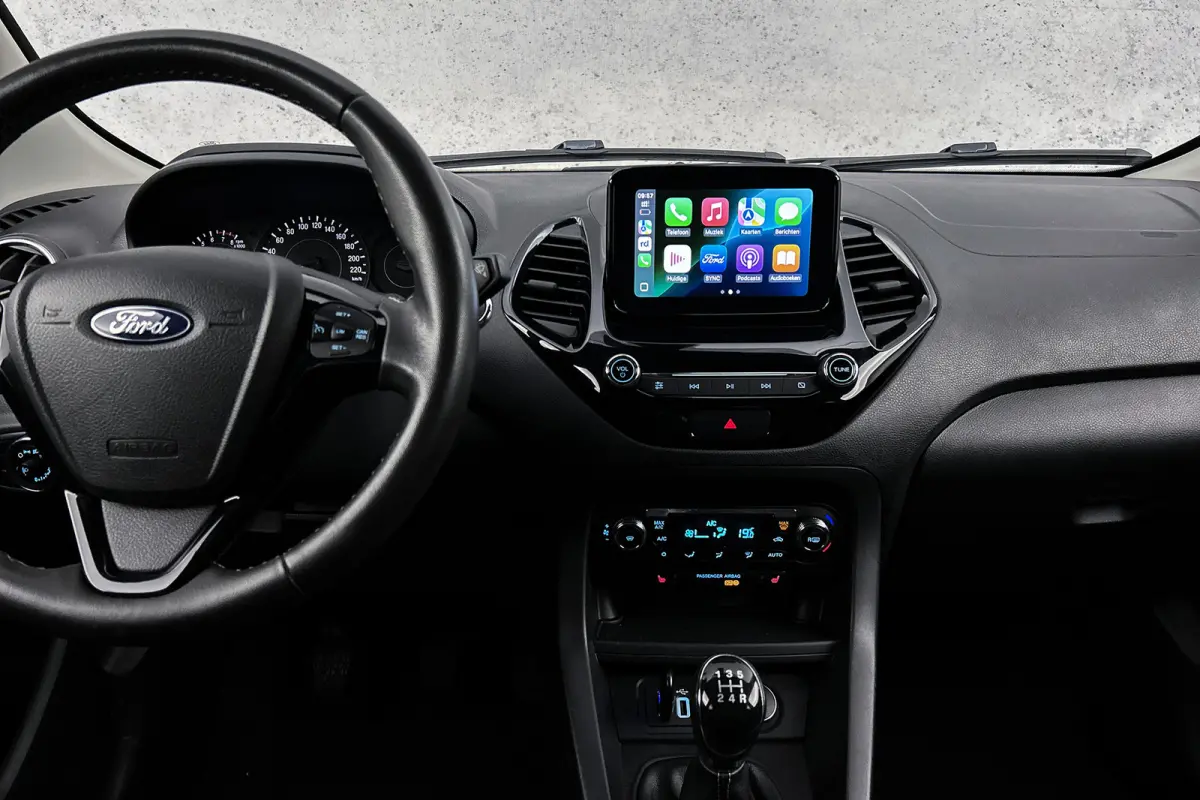1.2 Trend Ultimate Black | Trekhaak | Apple Carplay | Cruise control