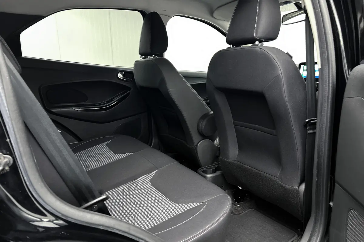 1.2 Trend Ultimate Black | Trekhaak | Apple Carplay | Cruise control
